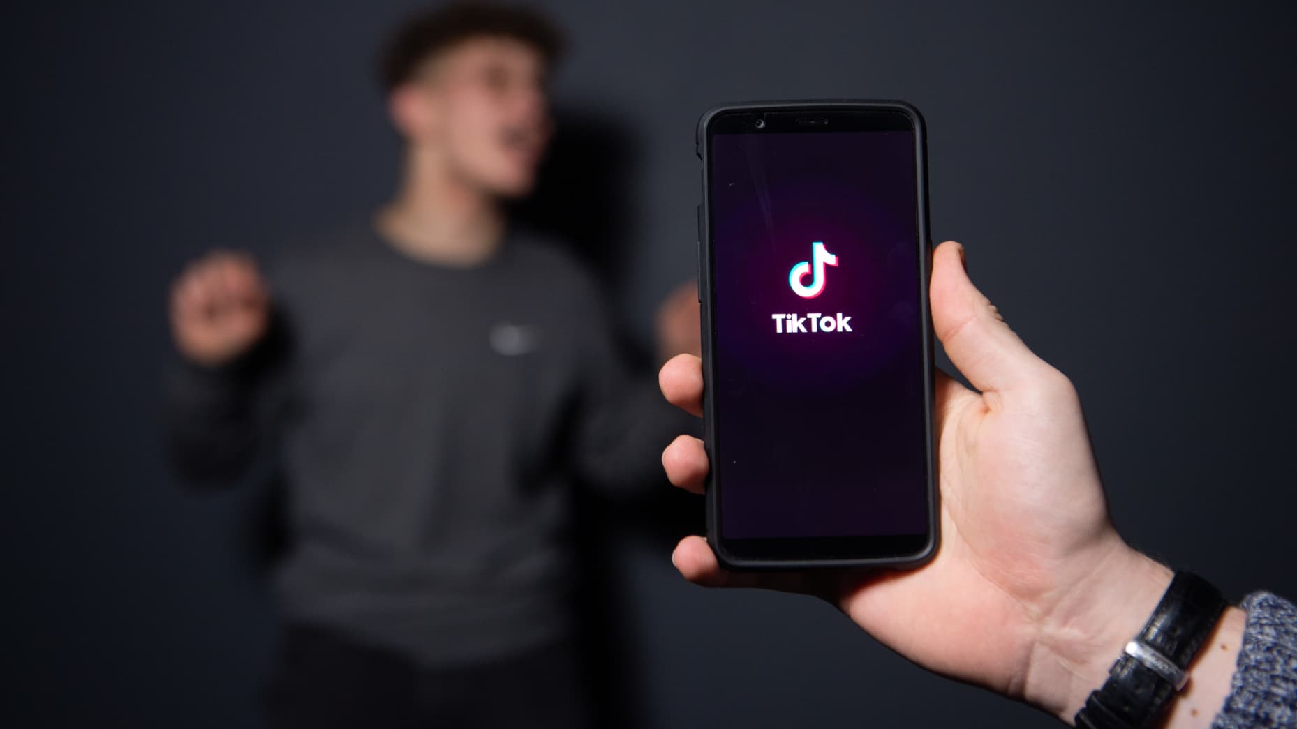 Kaufen von TikTok Views Legal? Wie Du Seriöse Anbieter Findest