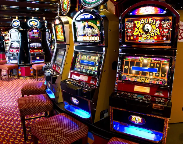 Ratschläge und Strategien zum Spielen von Spielautomaten in Land- und Online-Casinos