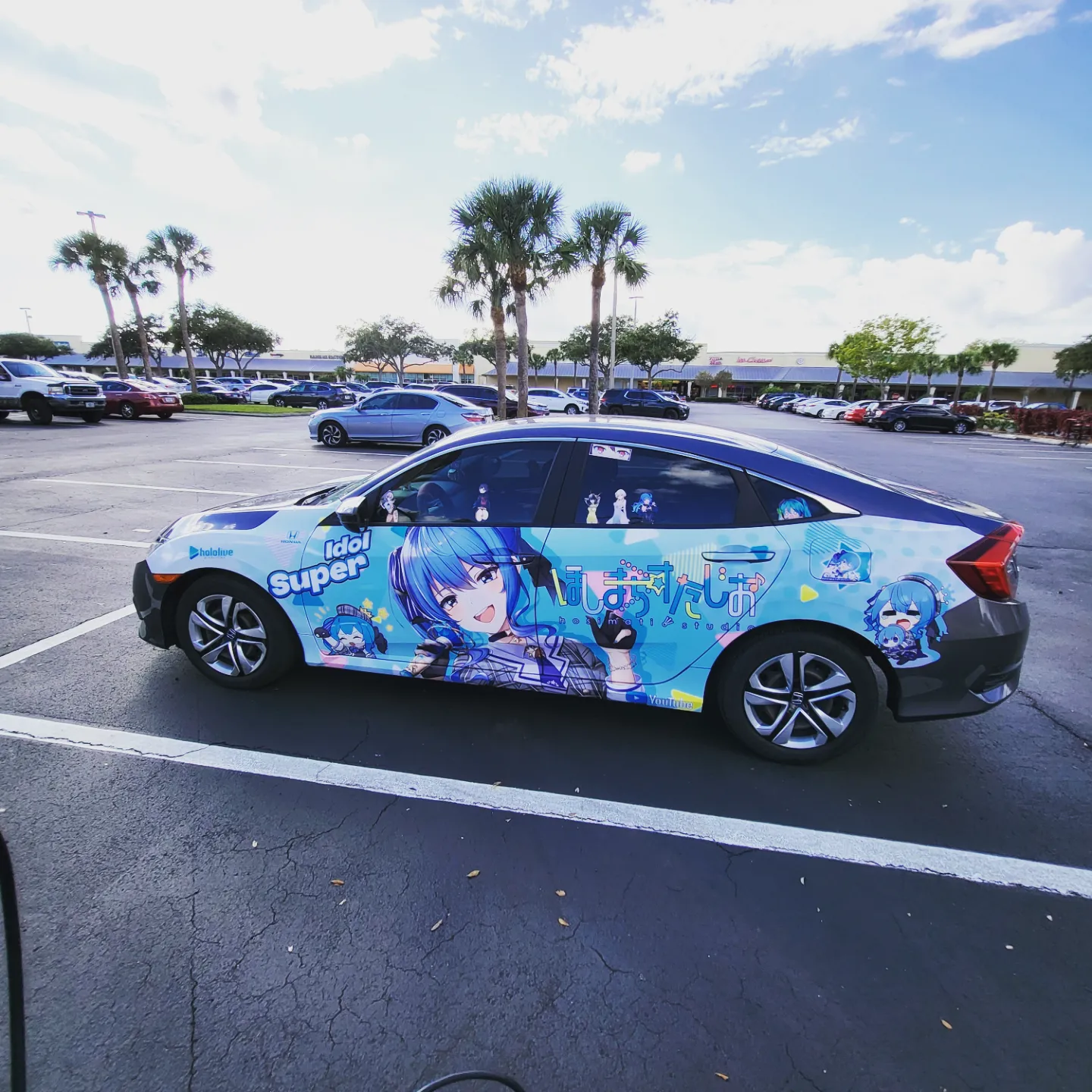 Tauchen Sie ein in die Welt von car itasha und setzen Sie Akzente