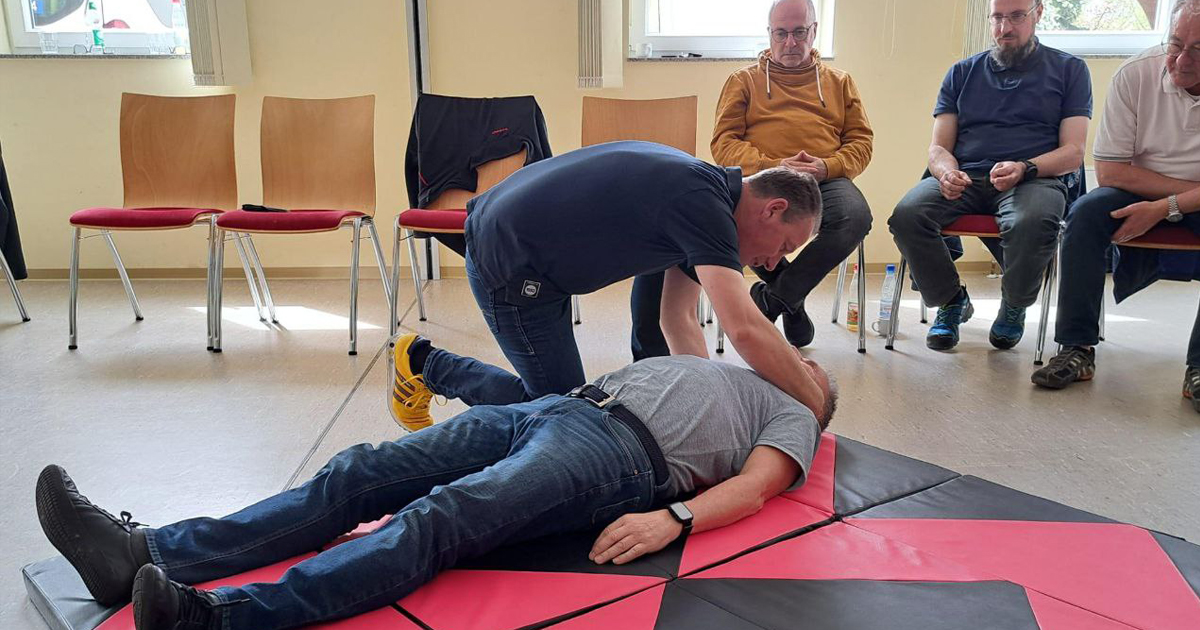 Erste-Hilfe Kurs München Führerschein für Fotografen: Notfallfähigkeiten vor Ort